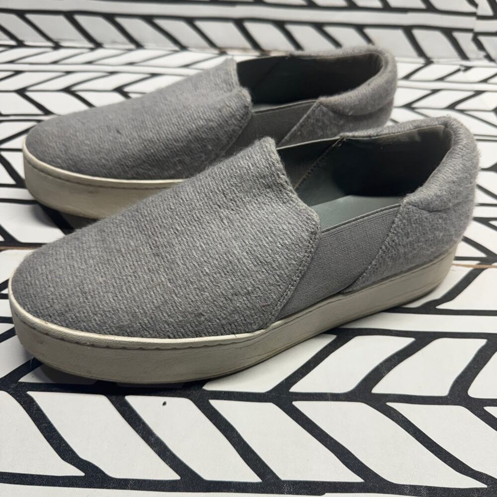 Vince Warren Platform Sneaker in Gray size 9.5